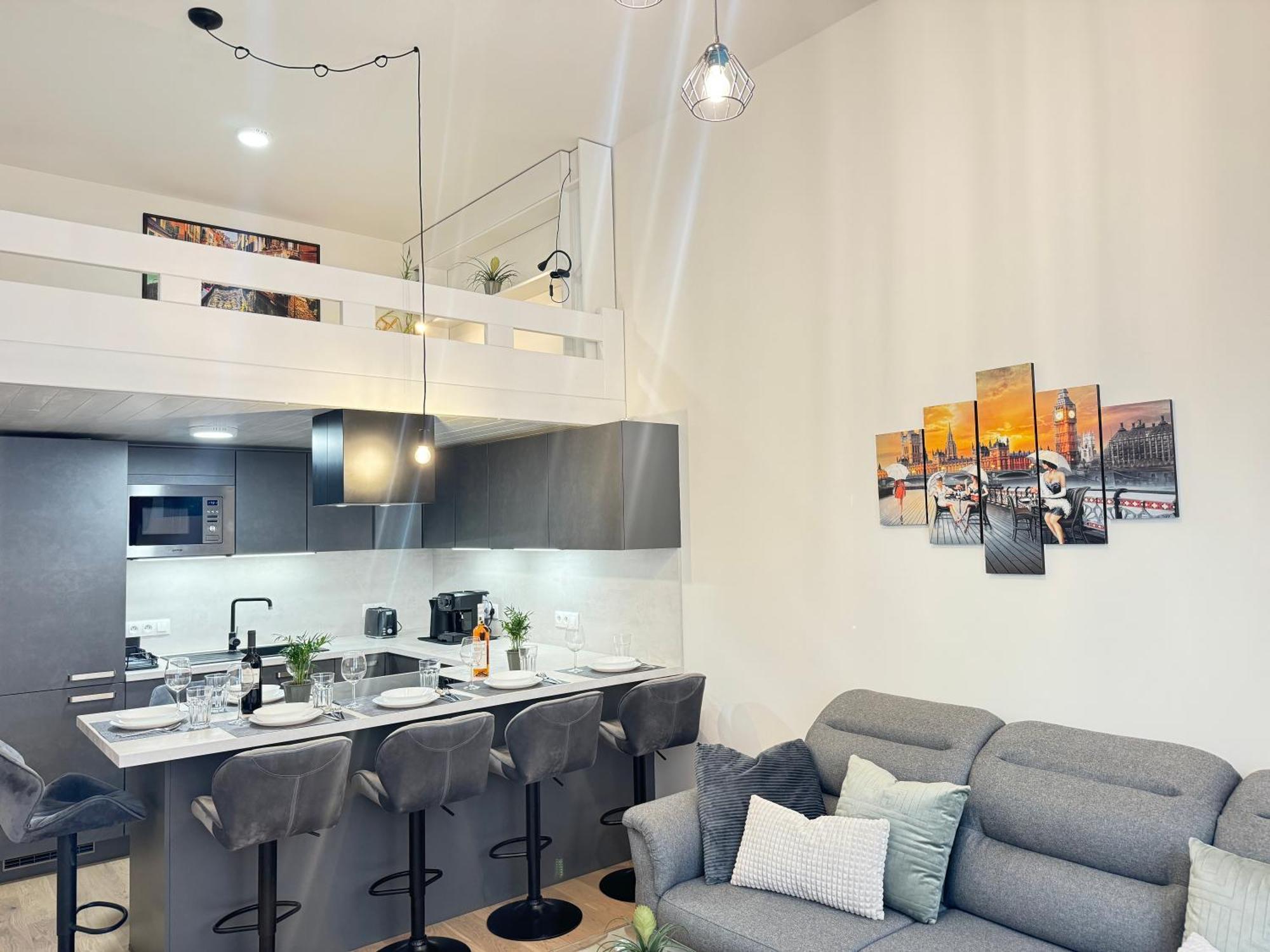 Free Parking - Cozy Apartment Near Vysehrad Railway Bridge Praag Buitenkant foto