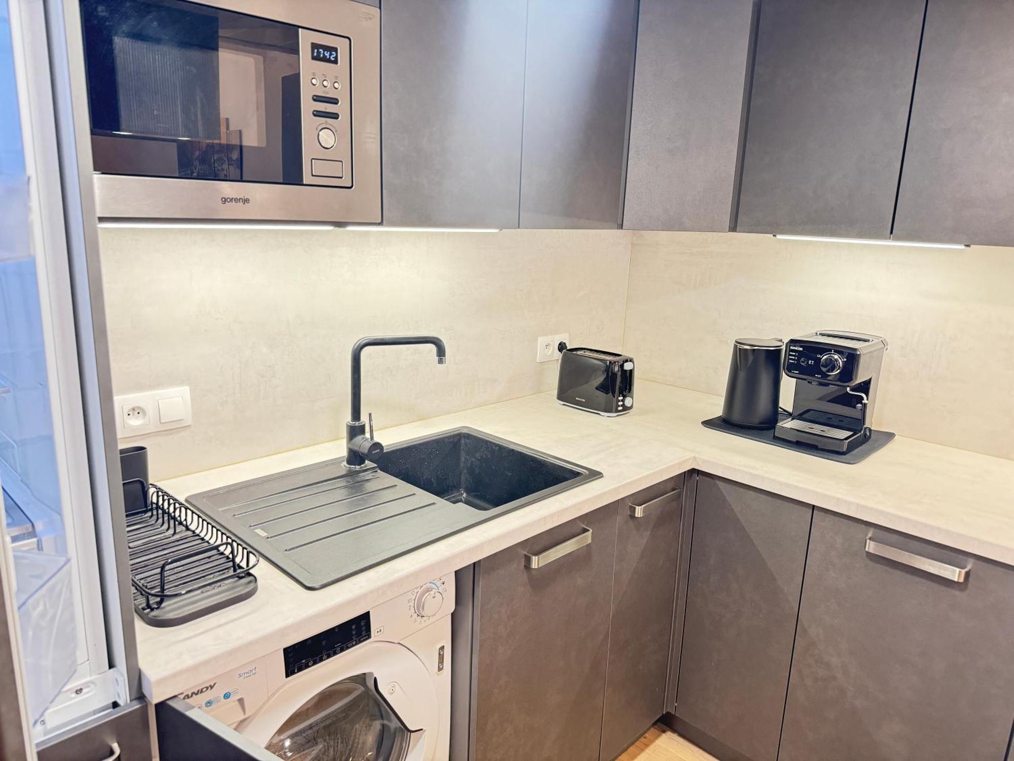 Free Parking - Cozy Apartment Near Vysehrad Railway Bridge Praag Buitenkant foto