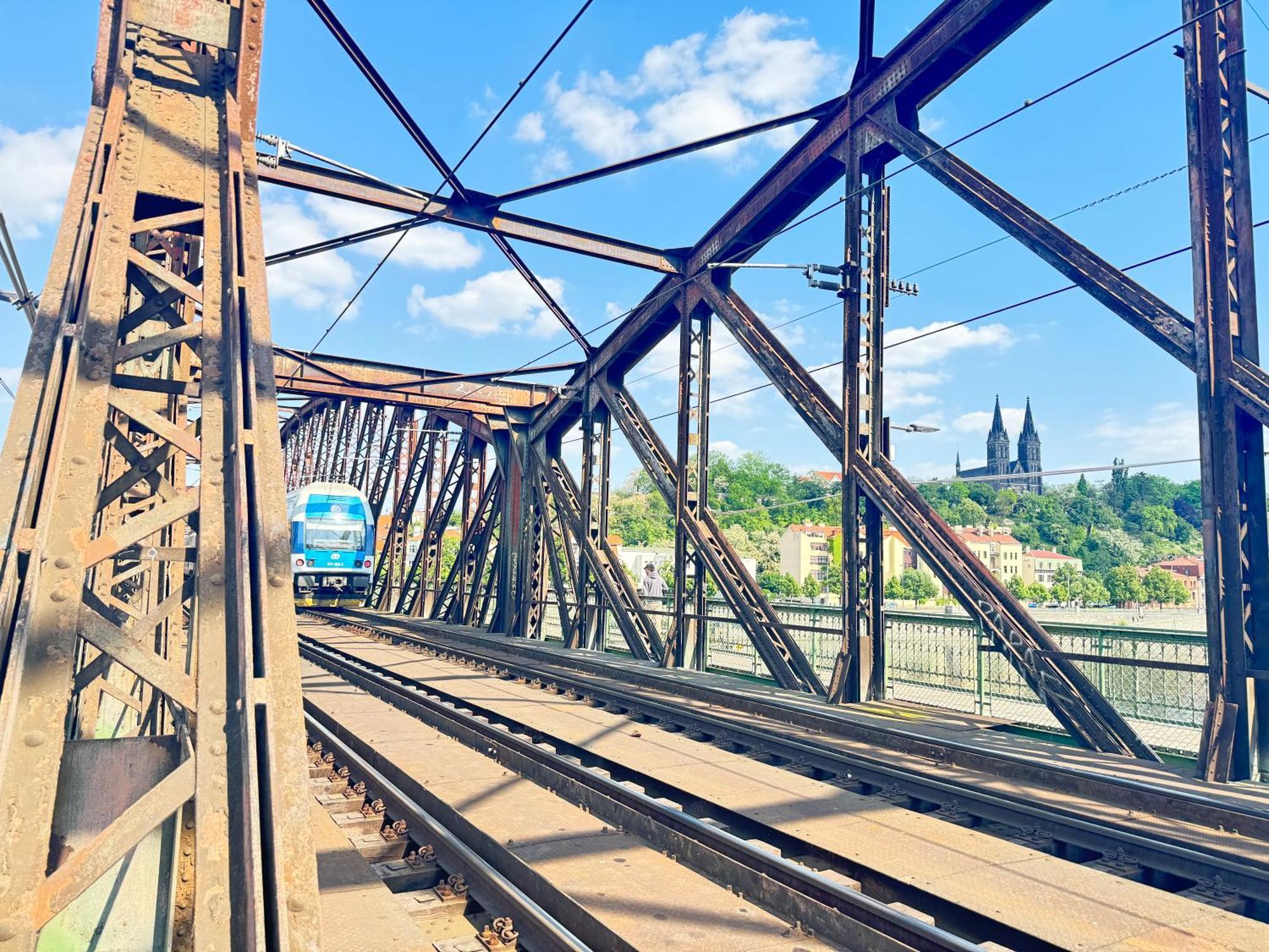 Free Parking - Cozy Apartment Near Vysehrad Railway Bridge Praag Buitenkant foto